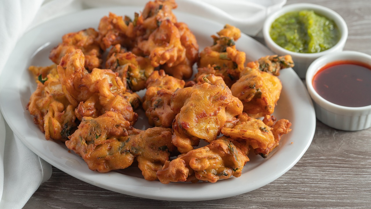 Elder in the Kitchen: From Fritters to Vinegar